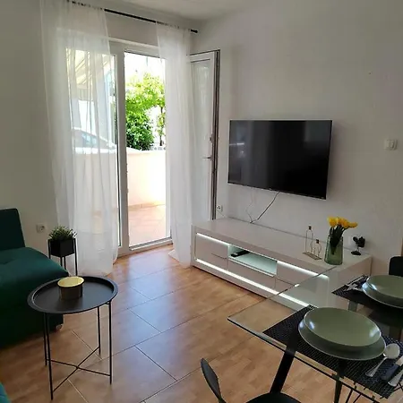 Ciovo Radic Апартаменты *