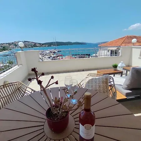 Ciovo Radic アパート *